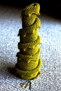 Rolled Hitchhiker Scarf