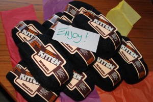 10 balls of Kitten with a lovely message from JFam