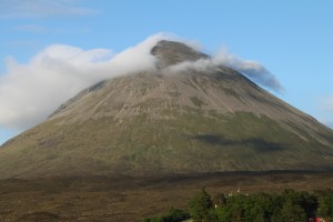 Cloud sliding down (4)