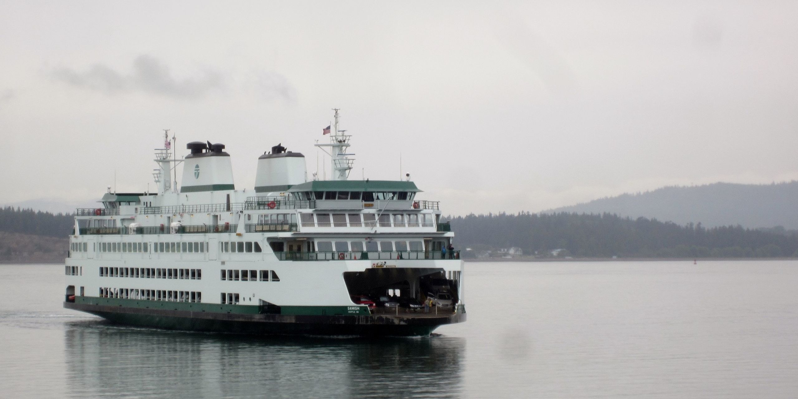 2560px-mv_samish_arriving_in_anacortes